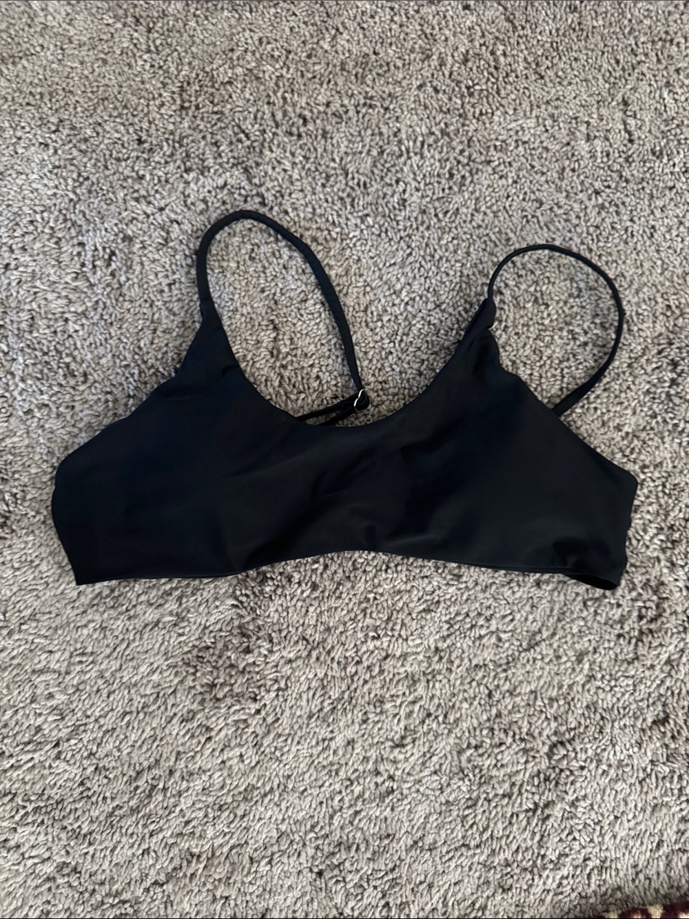 Minimalist Black Wireless Bralette with Adjustable Straps